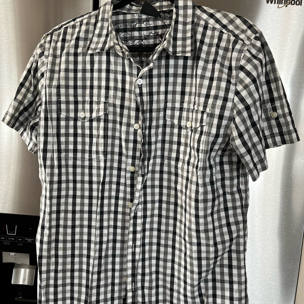 Vurt mens shirt size large plaid black/white